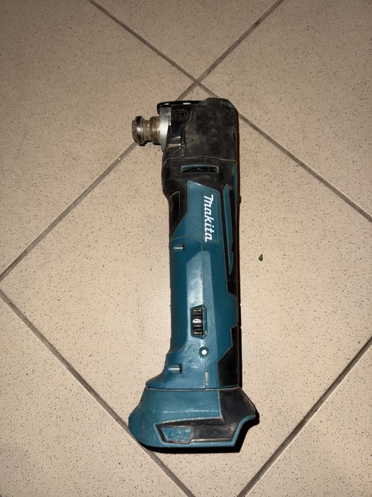 Makita Multitool DTM51