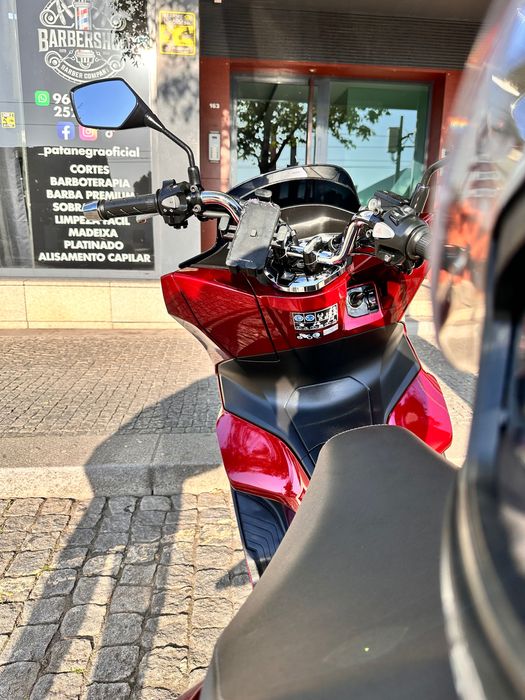 Pcx 2022 com apenas 13.000 km