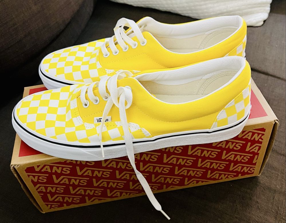 Vans originais numero 44 novos na caixa