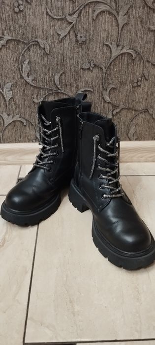 Черевики для дівчини жіночі