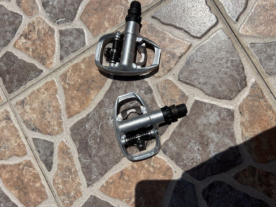 Avancos syncros e pedais