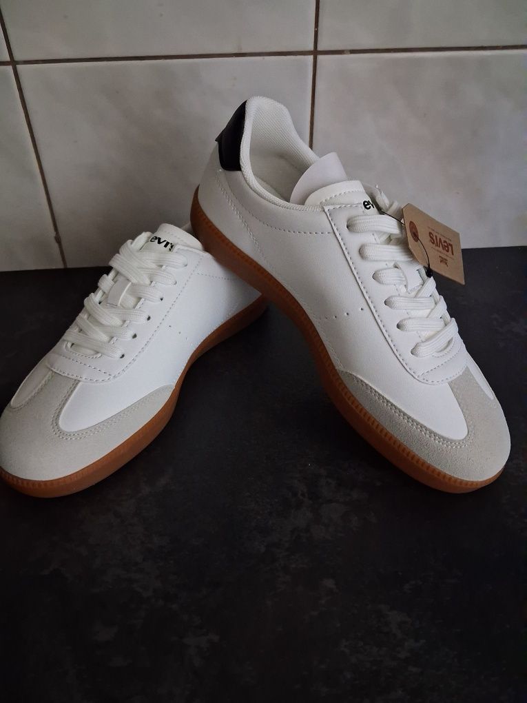 Sneakersy marki Levi's Jackson rozmiar 38