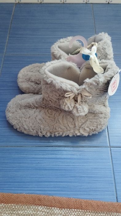 Pantufas novas quentinhas