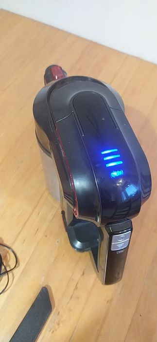 Odkurzacz bezprzewodowy Morphy Richards Cordless SuperVAC zestaw