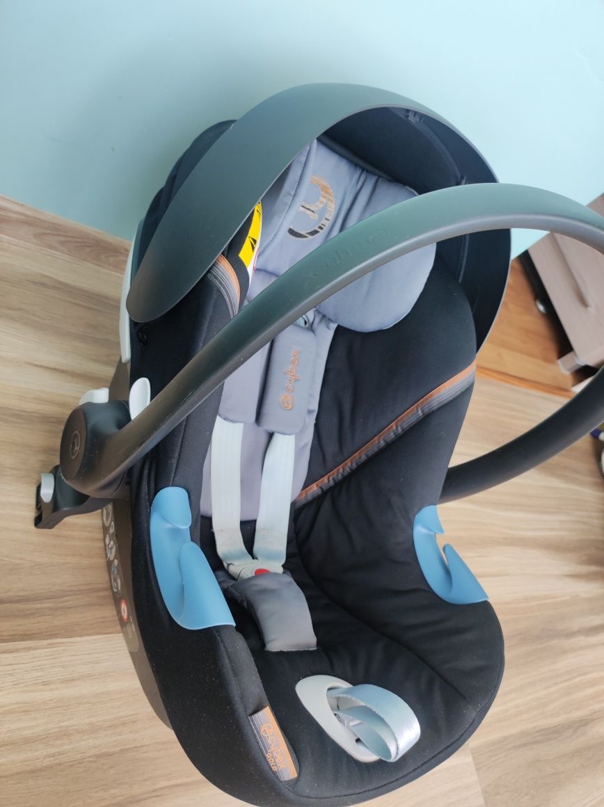 Fotelik Nosidełko Cybex Aton m+ BAZA 13 kg