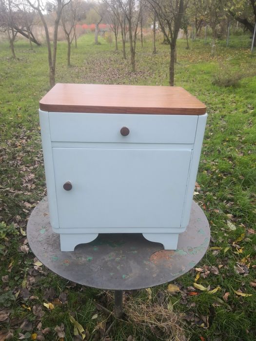 Szafka nocna po renowacji