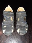 Buty chłopięce rozmiar 25