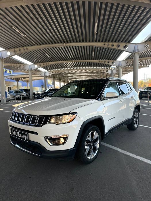 Продам Jeep Compass