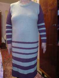 Платье шерстяное вязаное (размер 54-56)