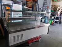 Vitrine refrigerada 2 metros