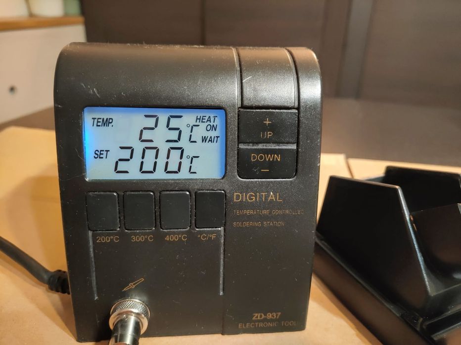 stacja lutownicza ZD-937 na procesorze