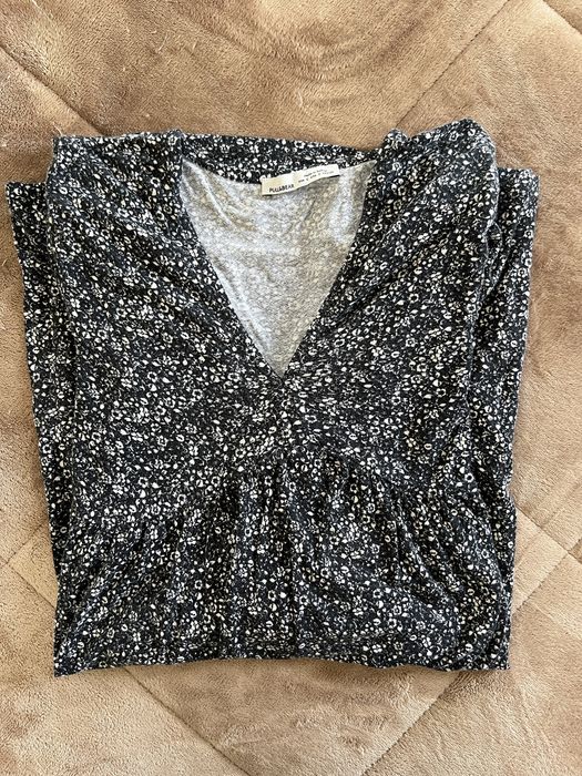 Vestido leve de padrão floral