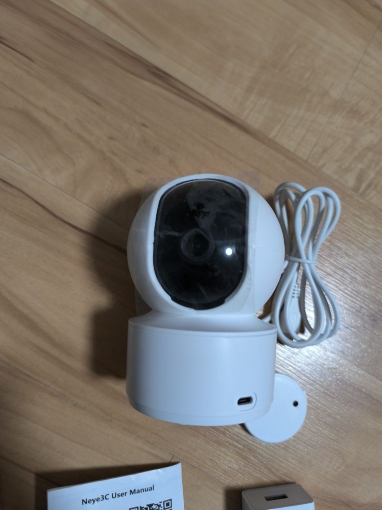 Kamera Neye 4MP WiFi Smart Cloud Śledzenie Nocny podgląd Głośnik