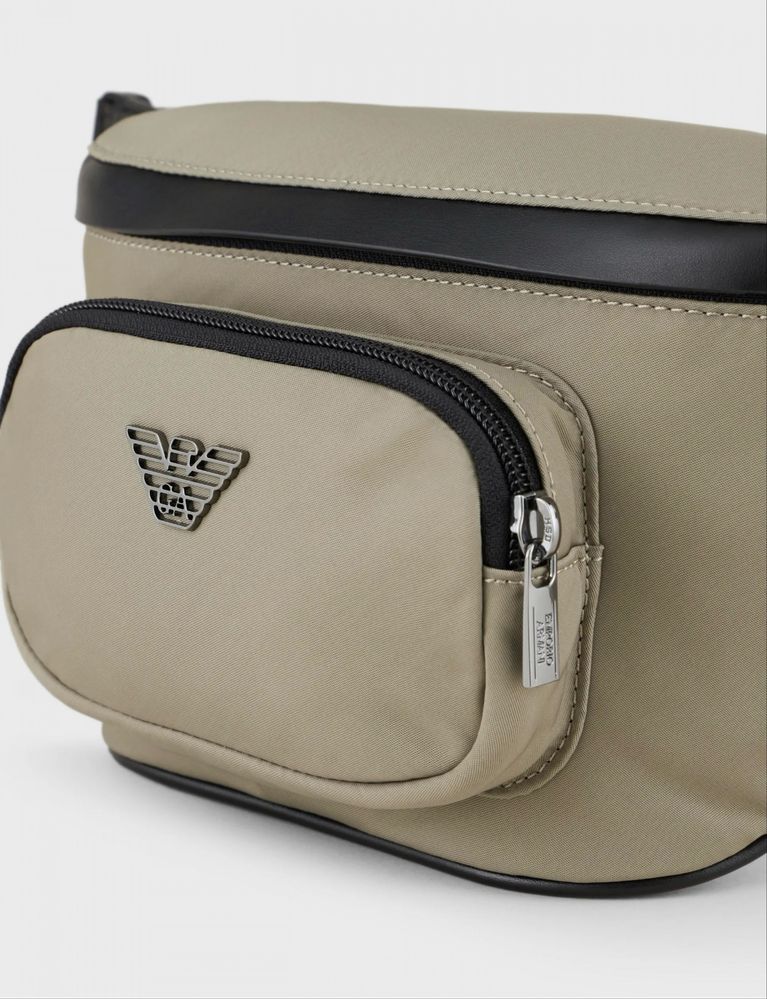 Продам сумку-бананку Emporio Armani