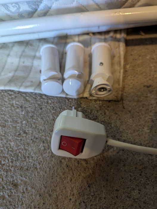 Toalheiro elétrico ZETA DRY BRANCO 250W