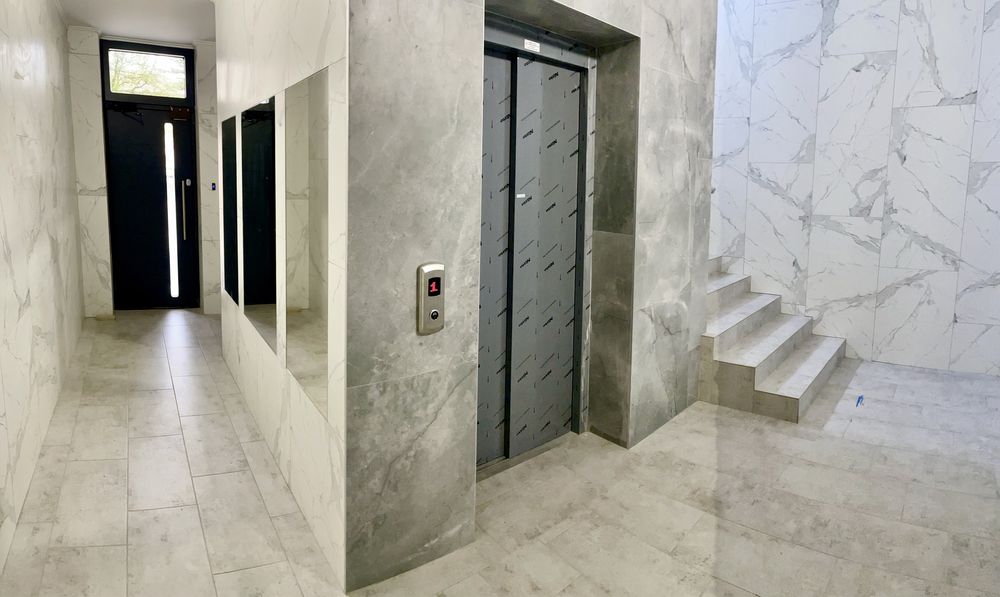 Подобово , центр , Проспект Свободи.