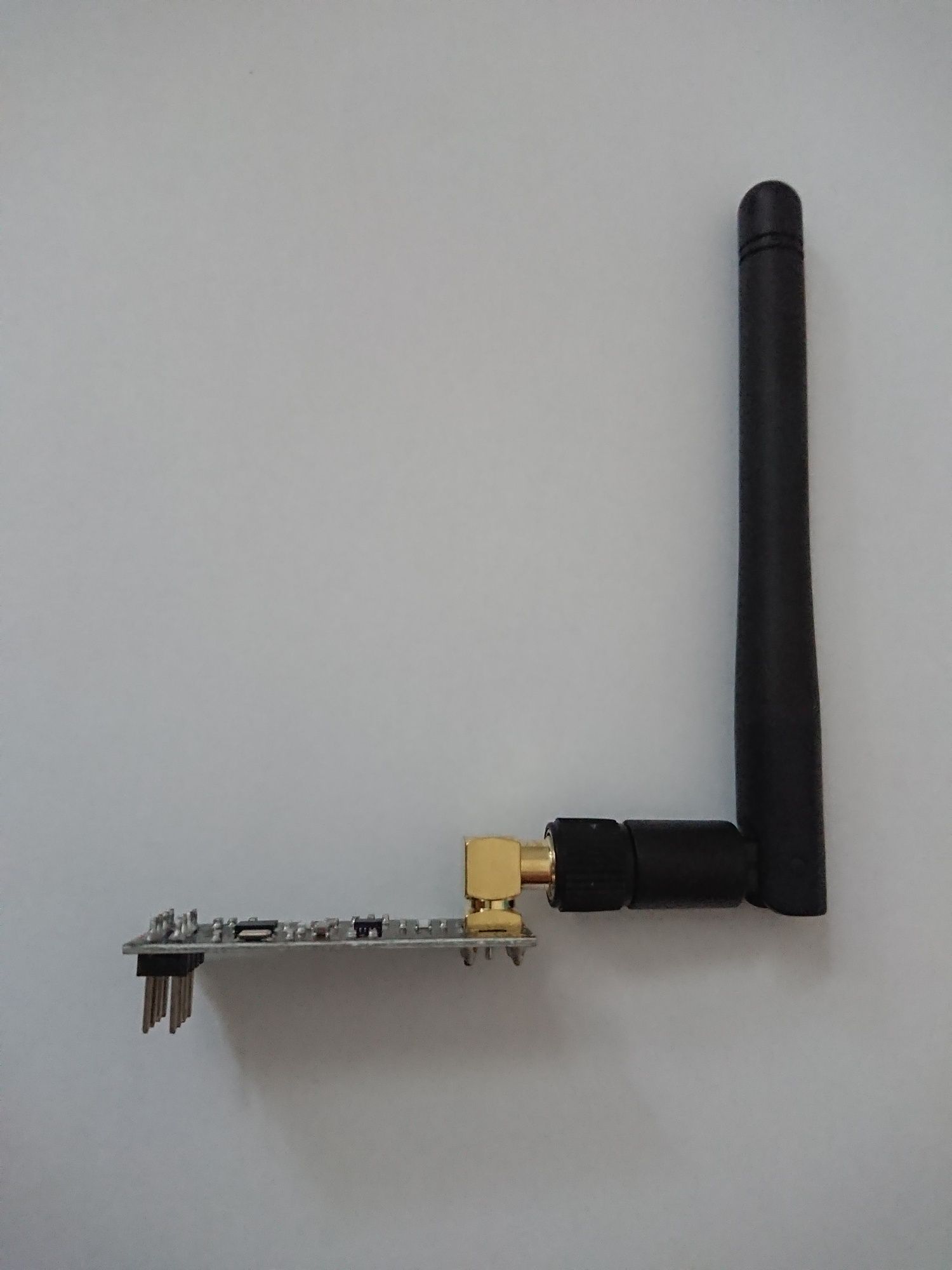 Продам приемо-передатчик nRF24L01+PA+LNA