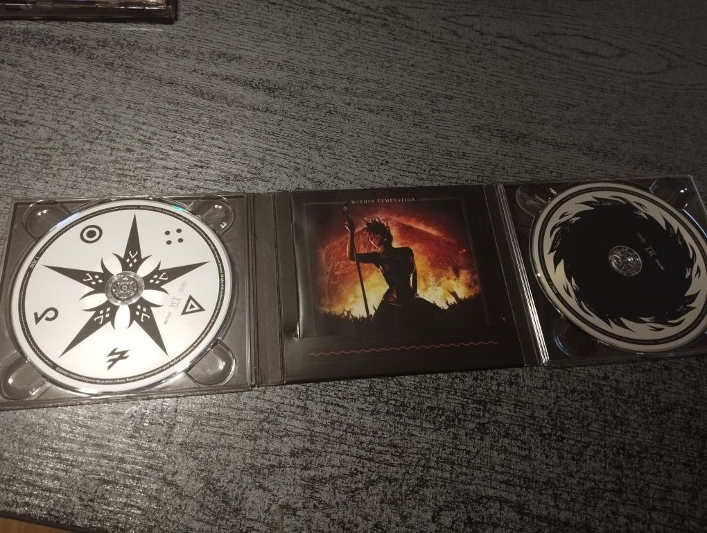 Within Temptation Let US Burn Elements&Hydra live in concert