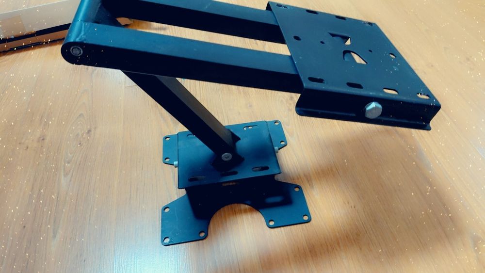 Кріплення під телевізор