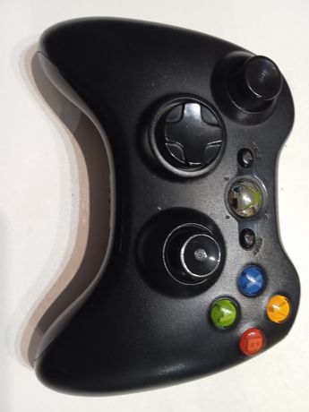 Pad na Xbox 360 uszkodzony na części