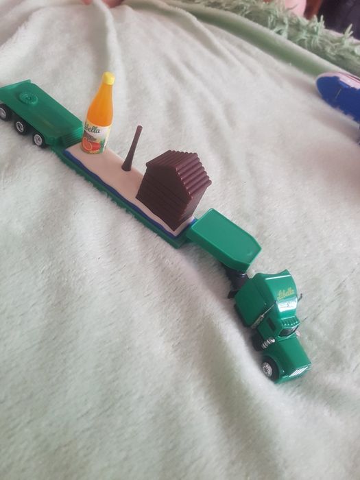 Модельки машин оригинал