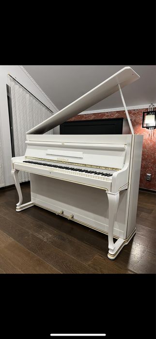 Піаніно біле petrof weinbach