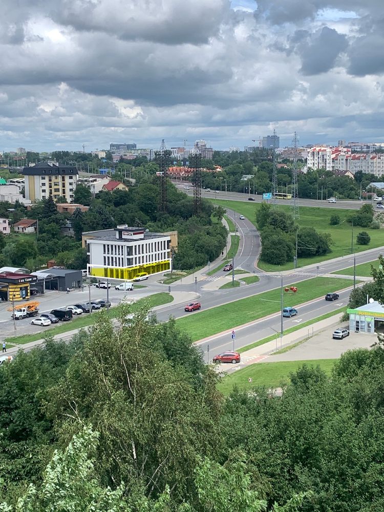 Фасадне приміщення на магістральній вулиці
