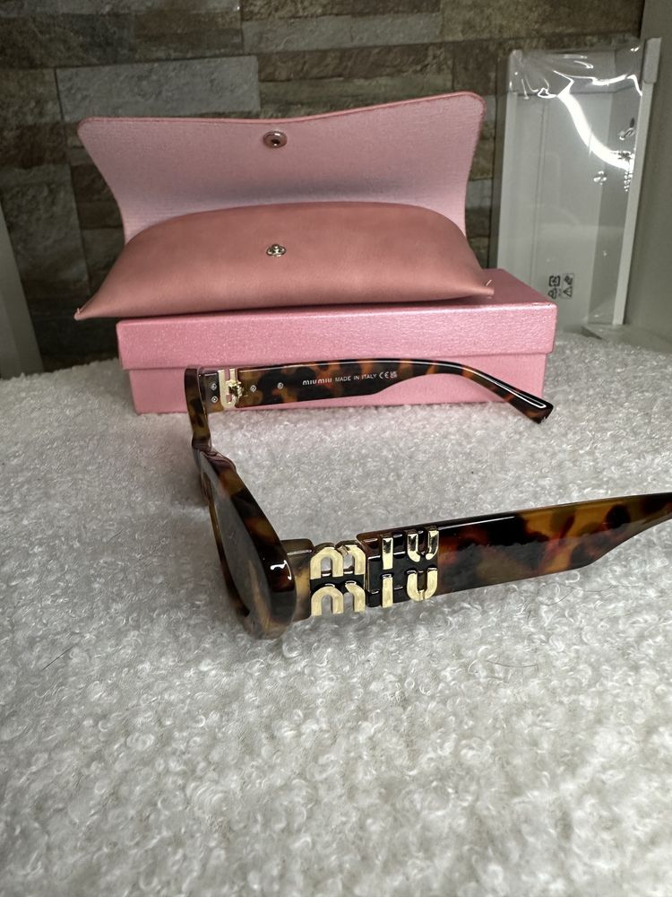 Oculos miu miu novos