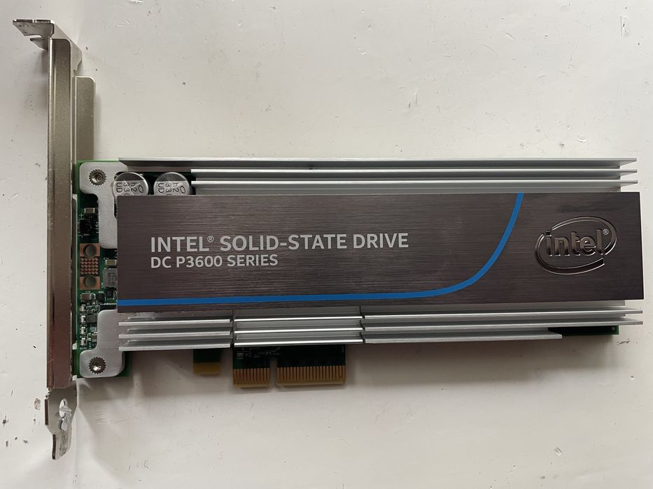 s2011 v3 Fujitsu D3348+Xeon E5-1630 v3+64Gb DDR4+Кулер Водянка