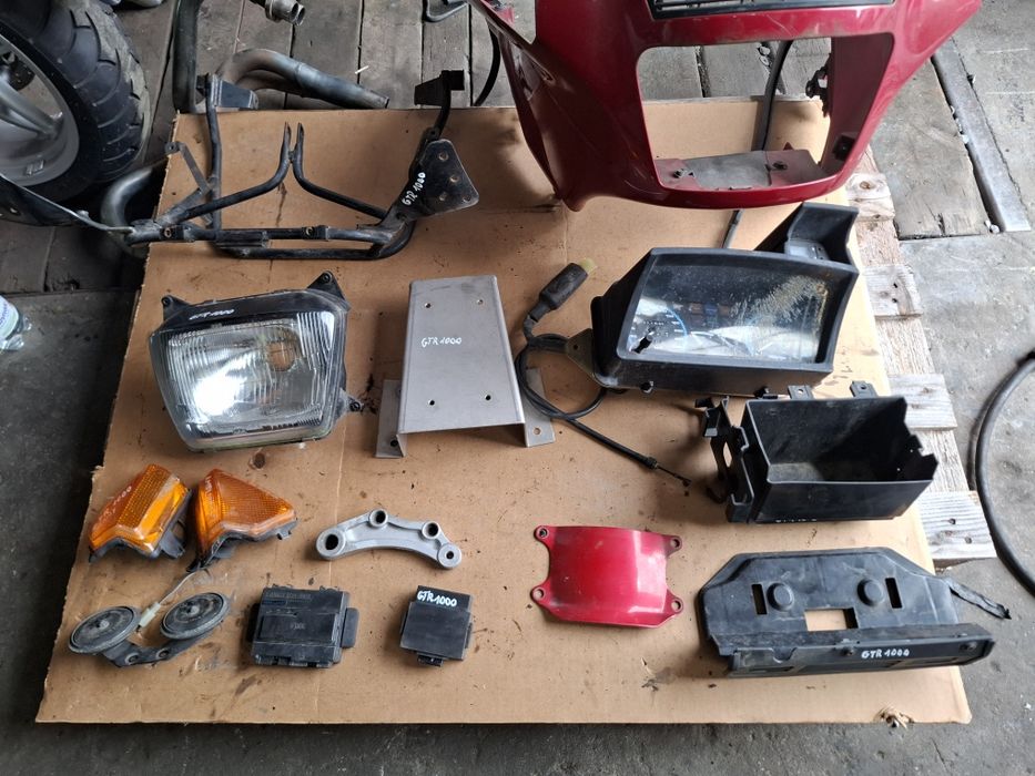 Kawasaki gtr 1000 części  czasza