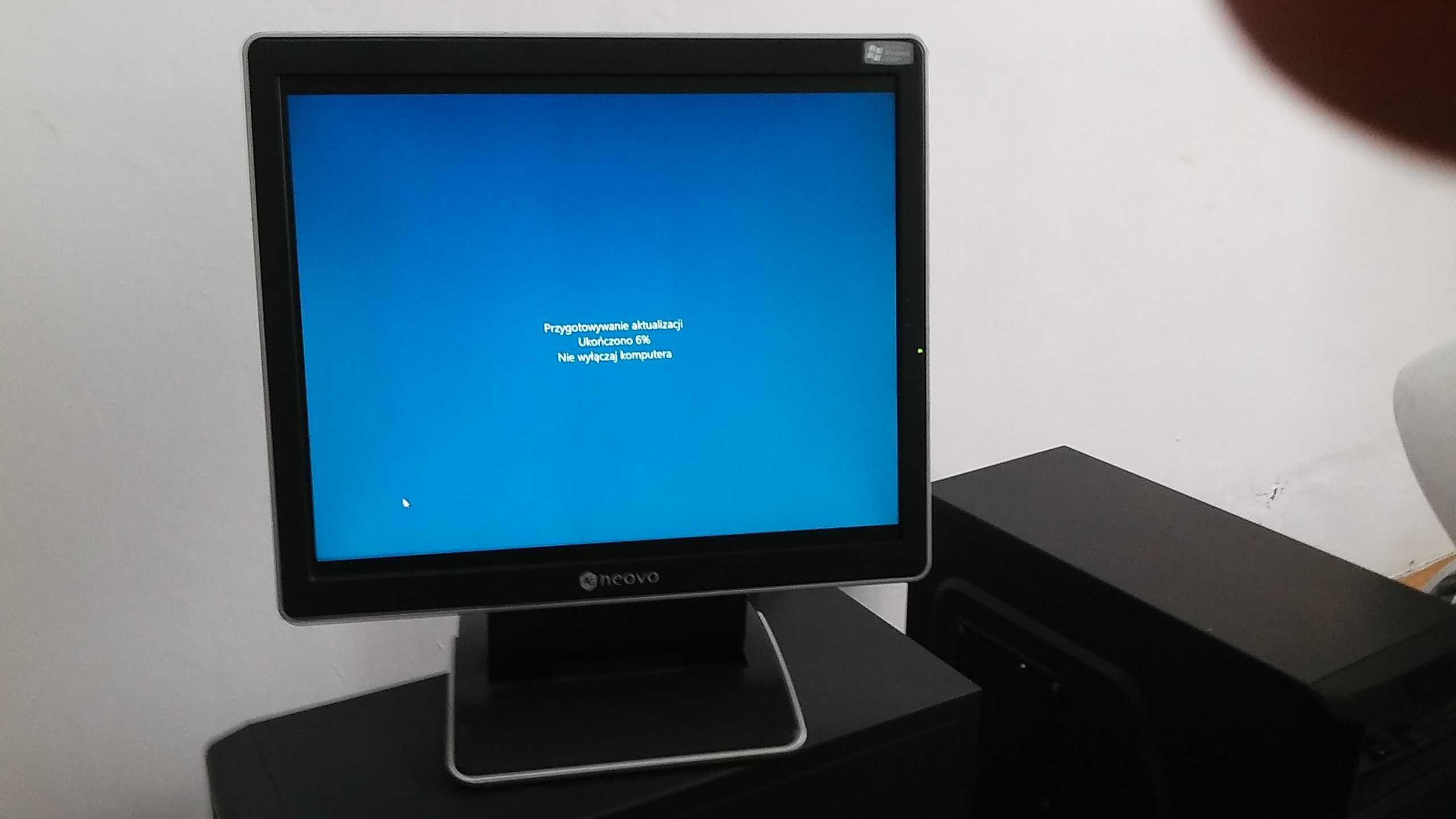 Monitor NEOVO K-B 17