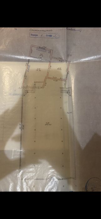 Продається комерційне приміщення