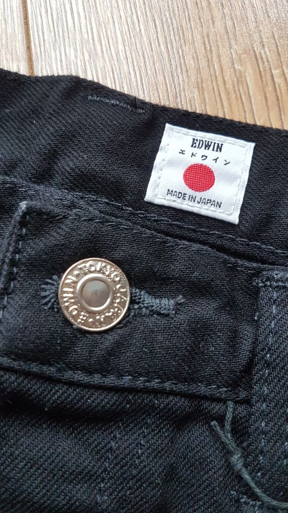 Edwin Tapered Slim Jeansy Slim Fit japan Spodnie dżinsy
Made  i