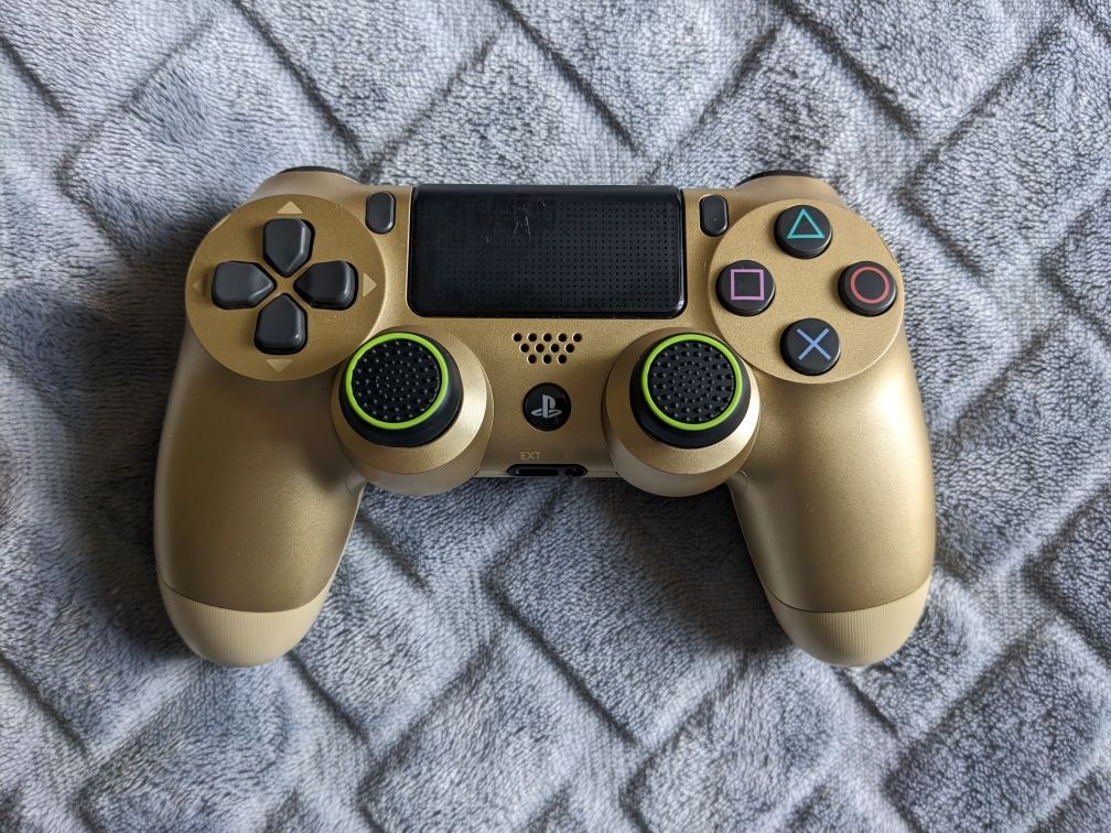 Оригінальний Dualshock 4 V2 Gold