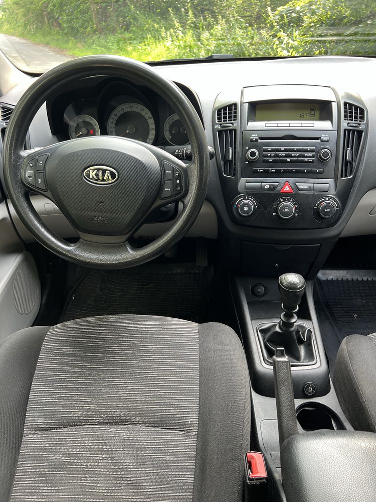 Kia Ceed 1.4 Pb+ LPG  Hak