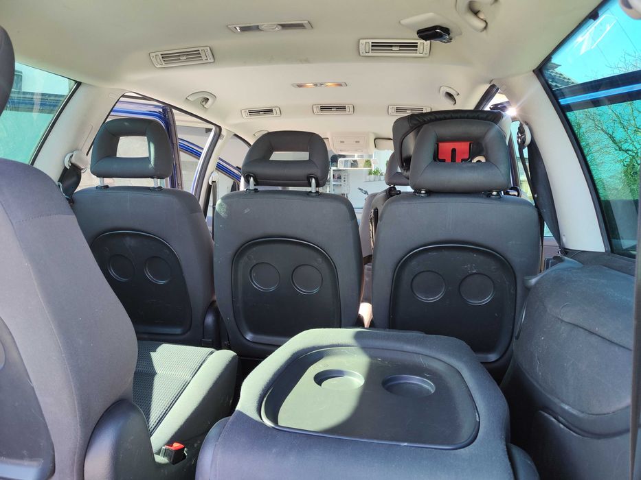 VW - Sharan 1.9 TDI - 115 , 7-mio osobowy , 4motion 4x4 .