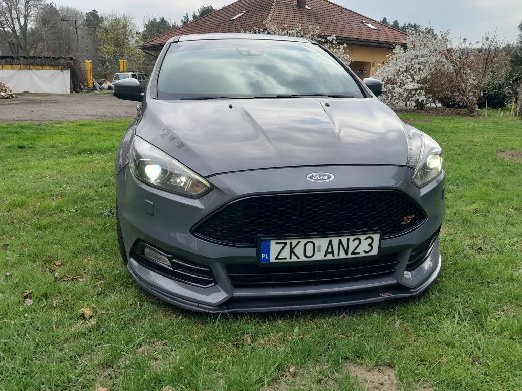 Ford focus ST 2.0tdci zamiana caravelle multivan