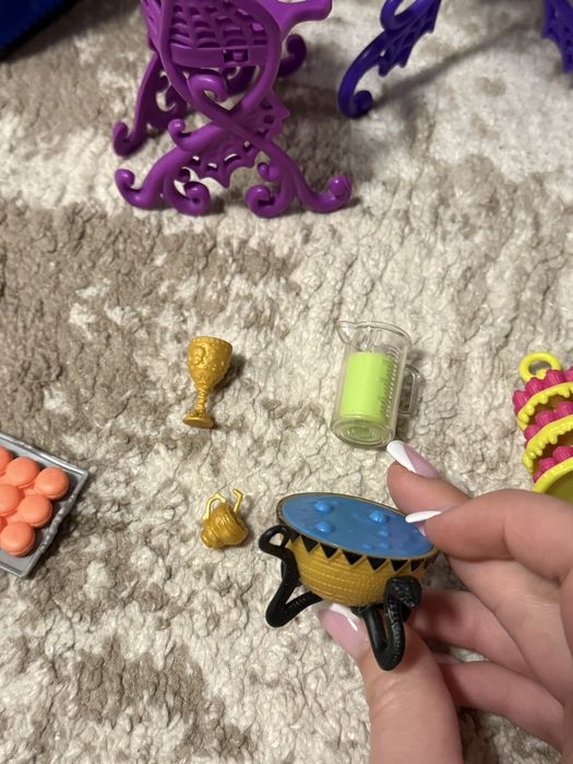 Мебель монстер хай