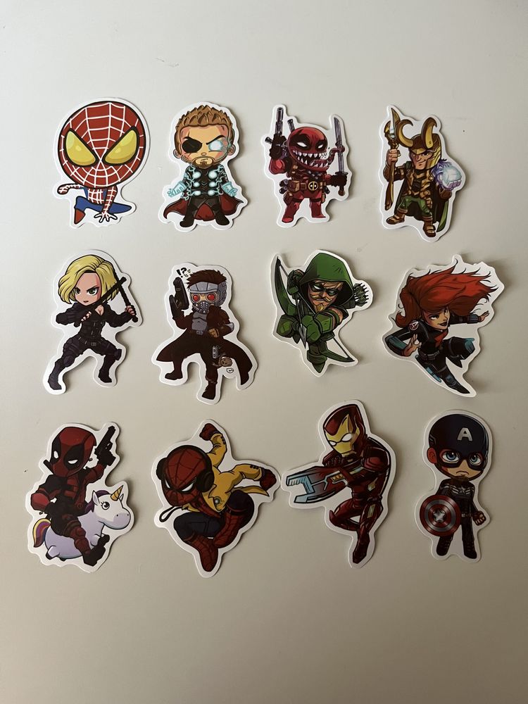 50 Autocolantes Stickers Super Heróis Marvel DC