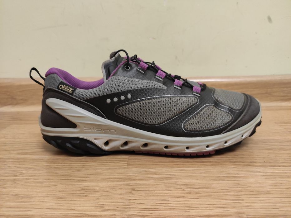 Кросівки ECCO Biom. Оригінал. Розмір 38 / 25 см.