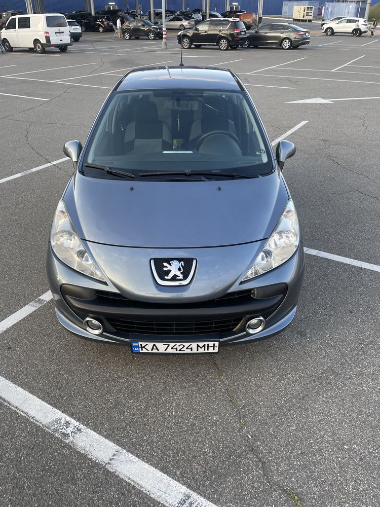 Peugeot 207 1.6 бензин // Пежо 207 2008 рік