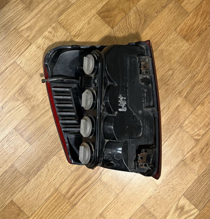Jeep Grand Cherokee wj Фонарь Стоп Фара Права