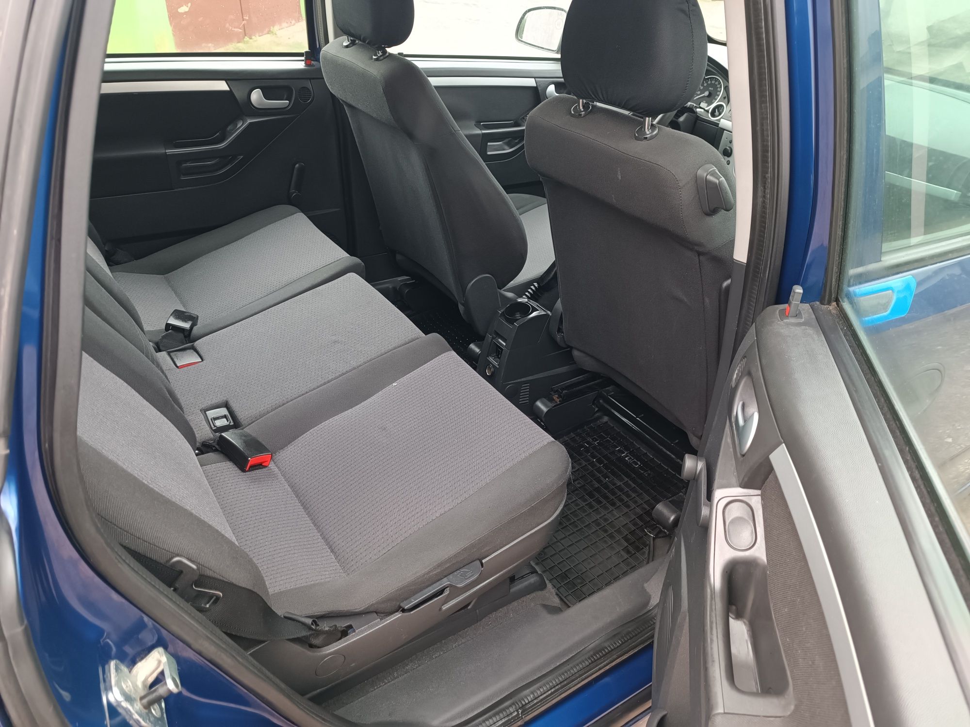 Opel Meriva 1.6 niski przebieg