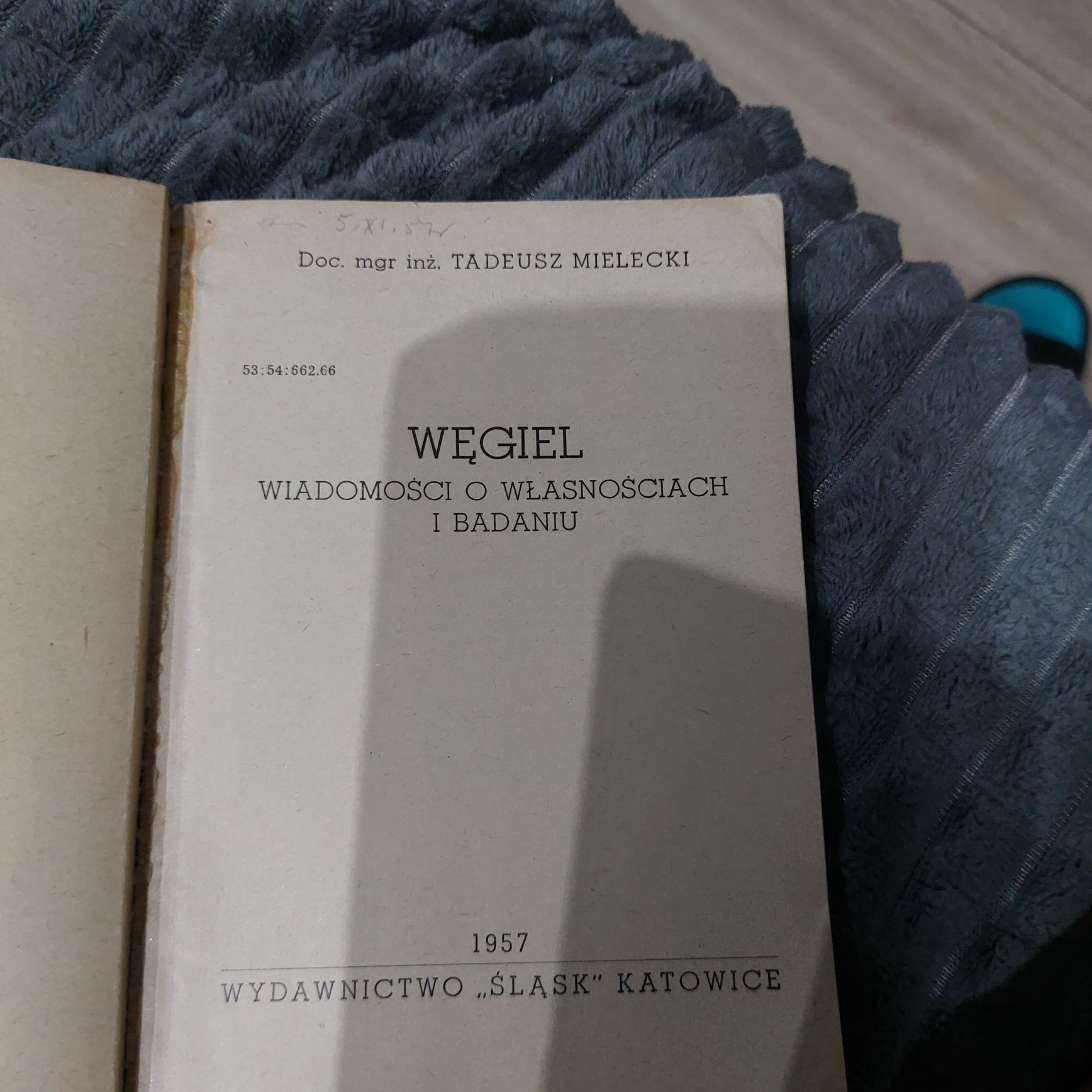 Węgiel.  Wiadomości o własnościach i badaniu. Mielecki