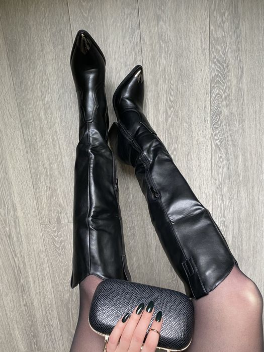 Чоботи-козаки жіночі (практично нові)