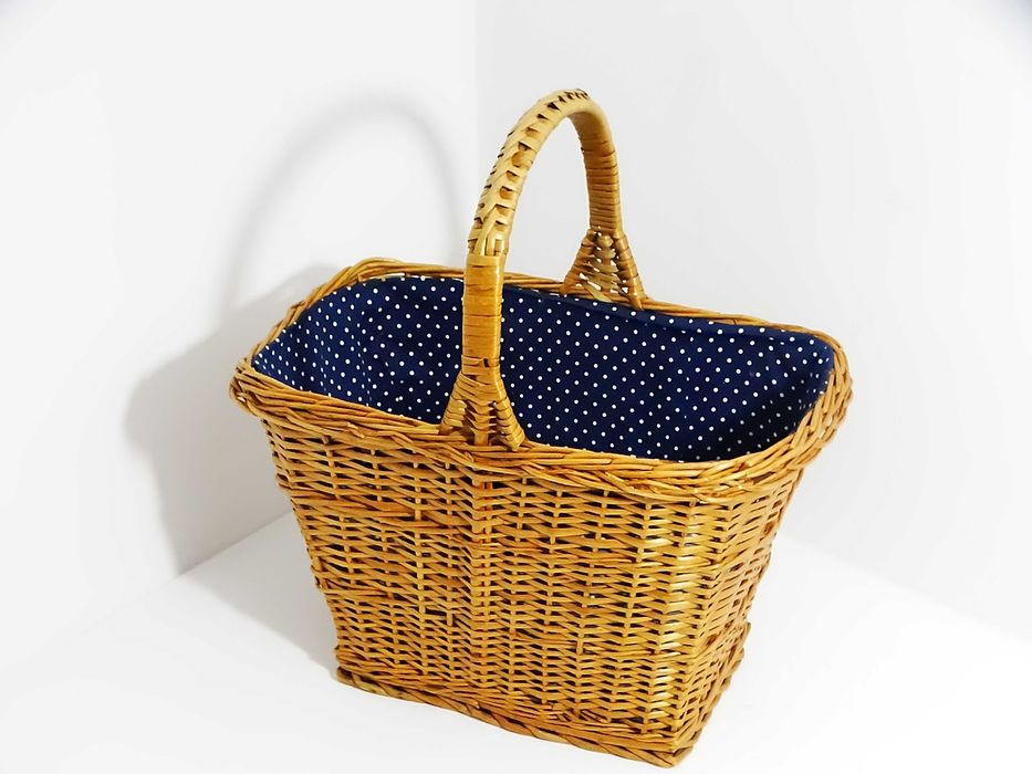 Koszyk wiklinowy z podszewką – 40×26×24/45 cm