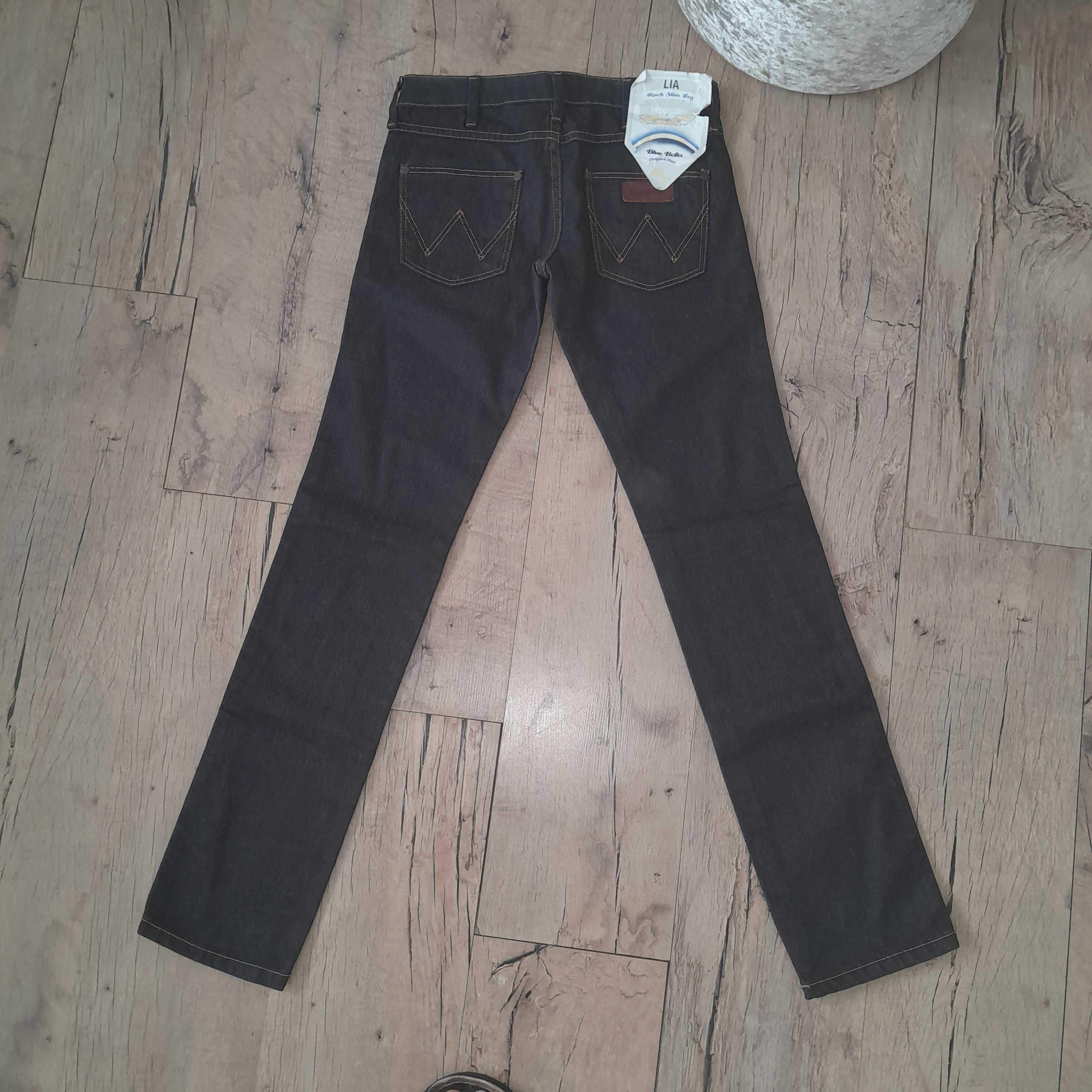 Granatowe spodnie jeansowe Wrangler Lia 25/32 XS nowe