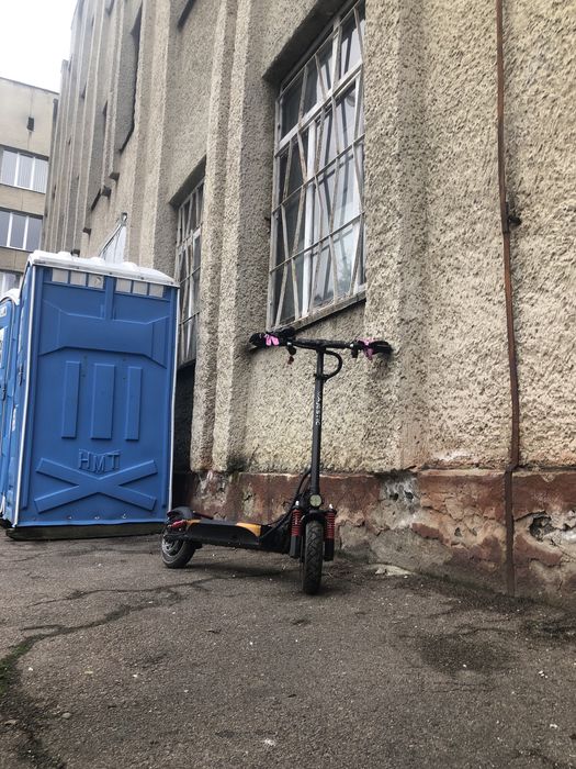 Електро самокат LEWIS majestic