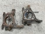 Кулак поворотный передний левый Opel Zafira B 1.9dcti 2004- 13197800