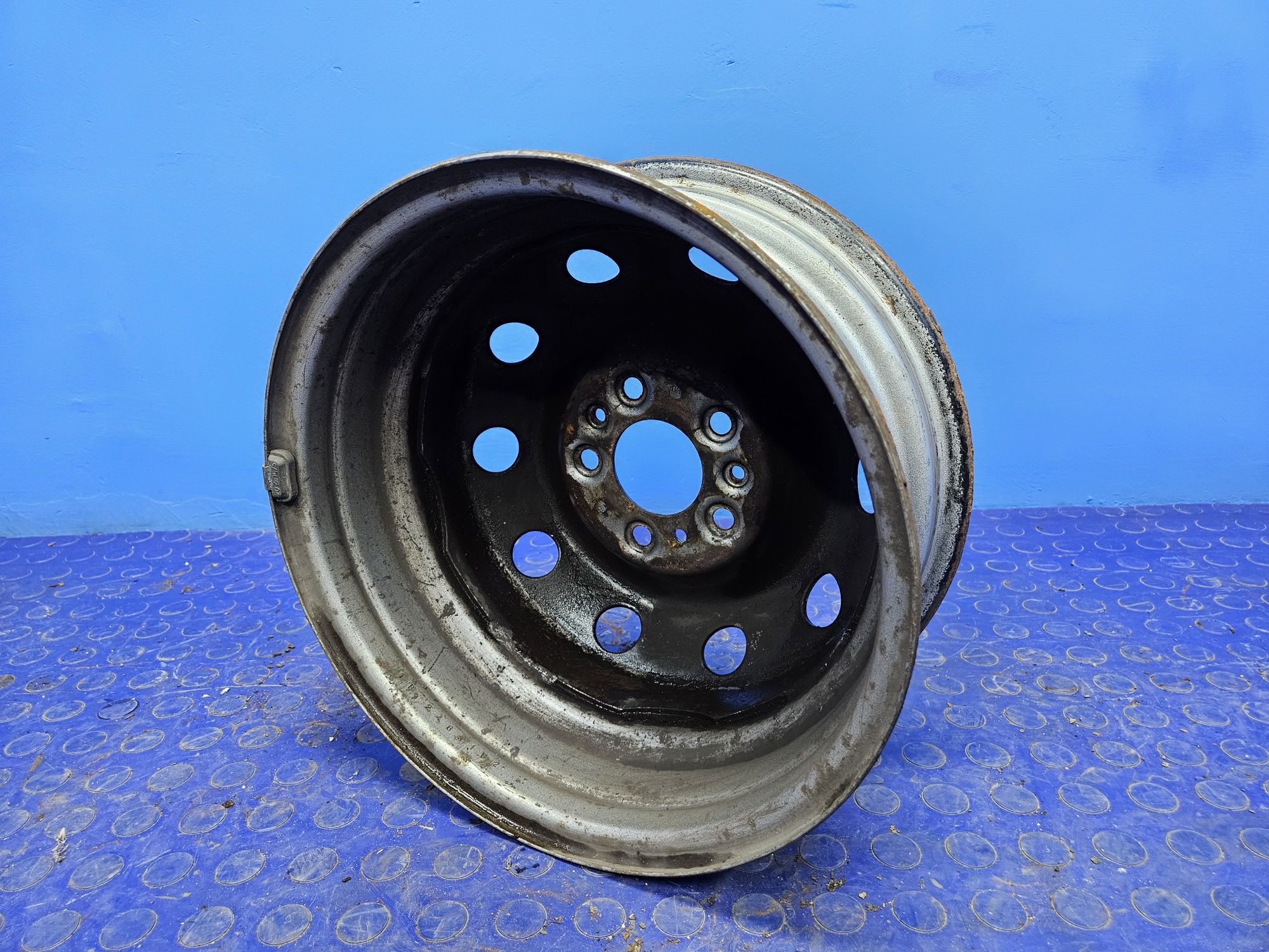 FELGA stal9wa 15" IVECO Daily 6J 5x118 ET 68 oryginał